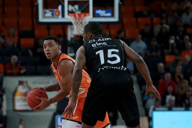 想的赛季后 想的赛季后