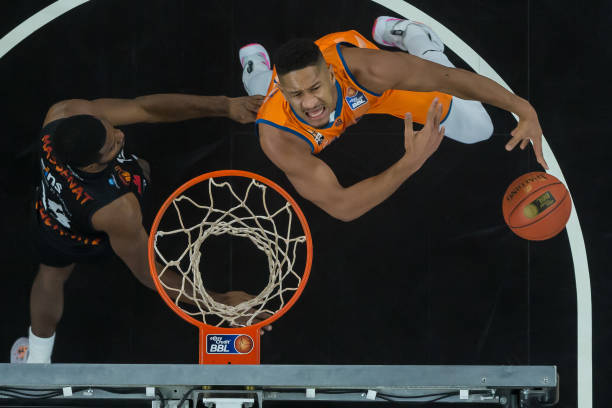 令人瞠目结 令人瞠目结