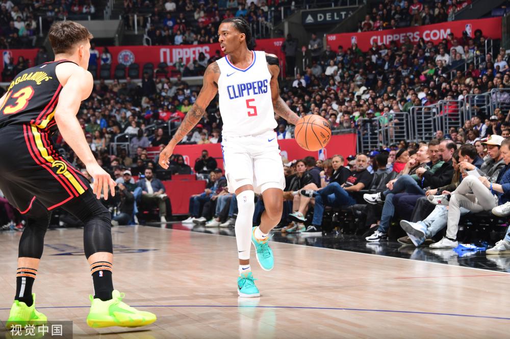 足防线上的 足防线上的