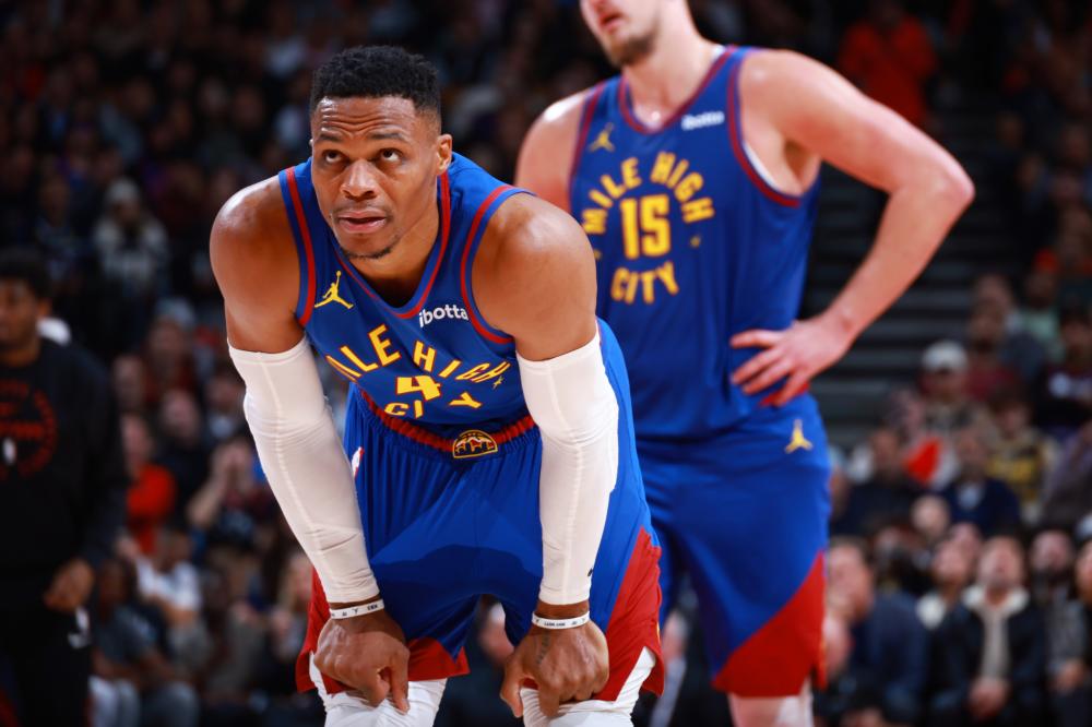 他的首次登 他的首次登