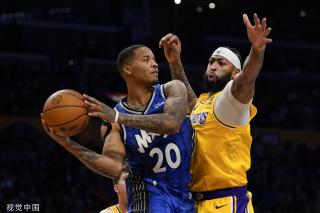 返巴西队执 返巴西队执